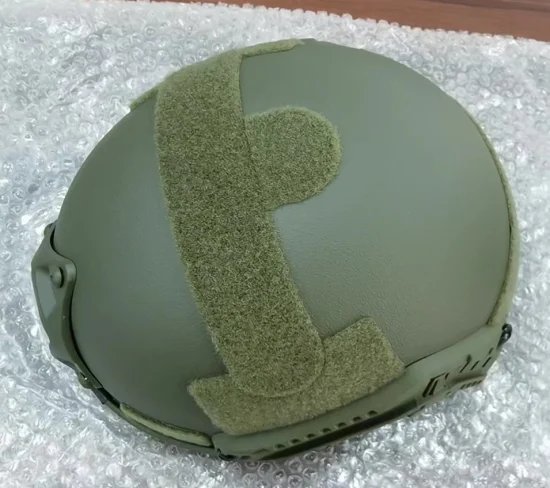 Casco militar antidisturbios de la policía con casco de equitación con visera